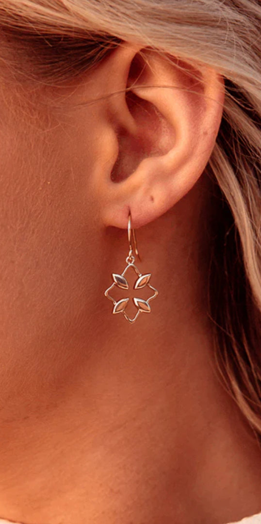 Natalie Wood DesignGrace Mini Drop Earrings In Silver
