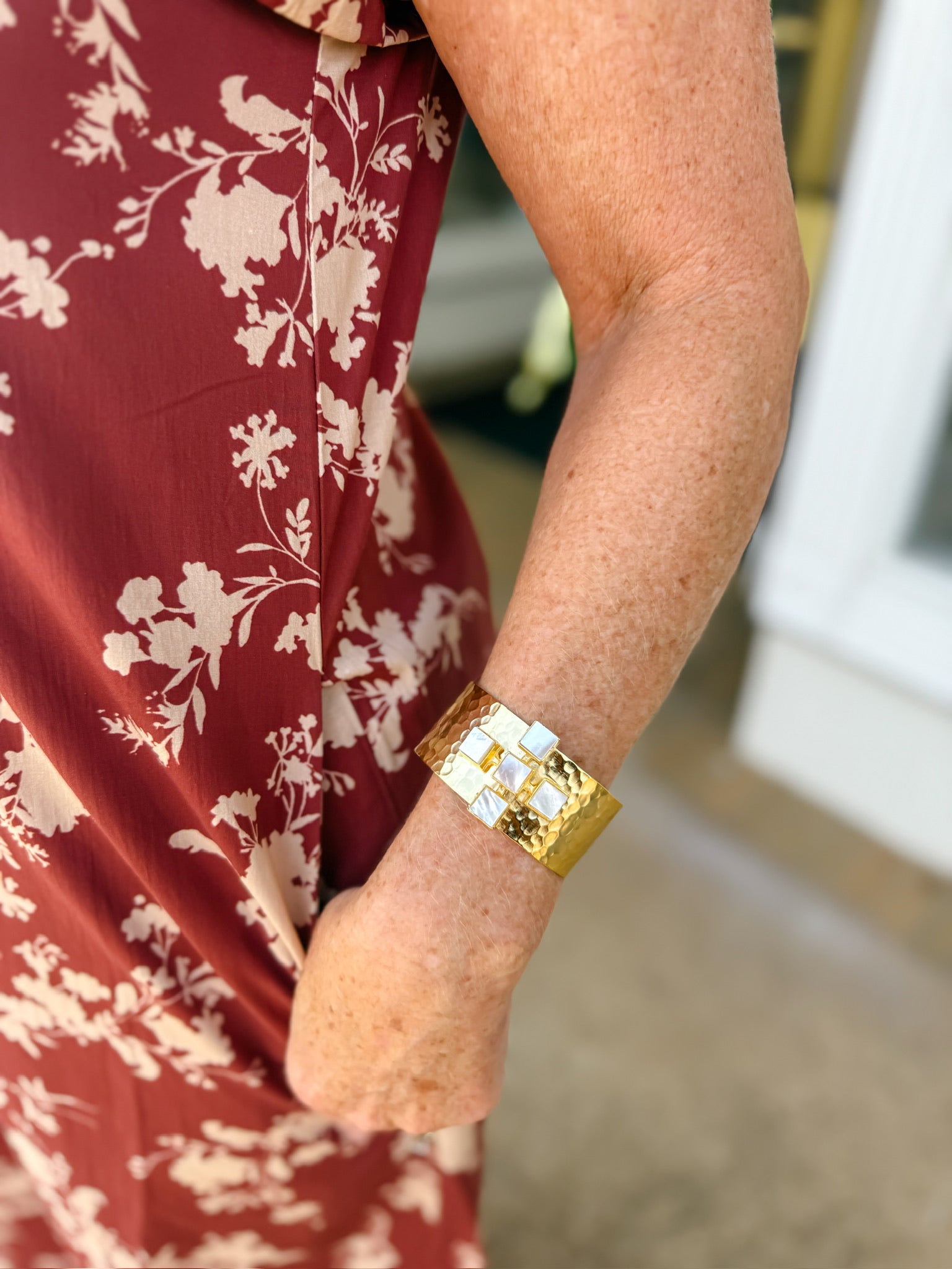 Weisinger Design bracelet mother of pearl cross