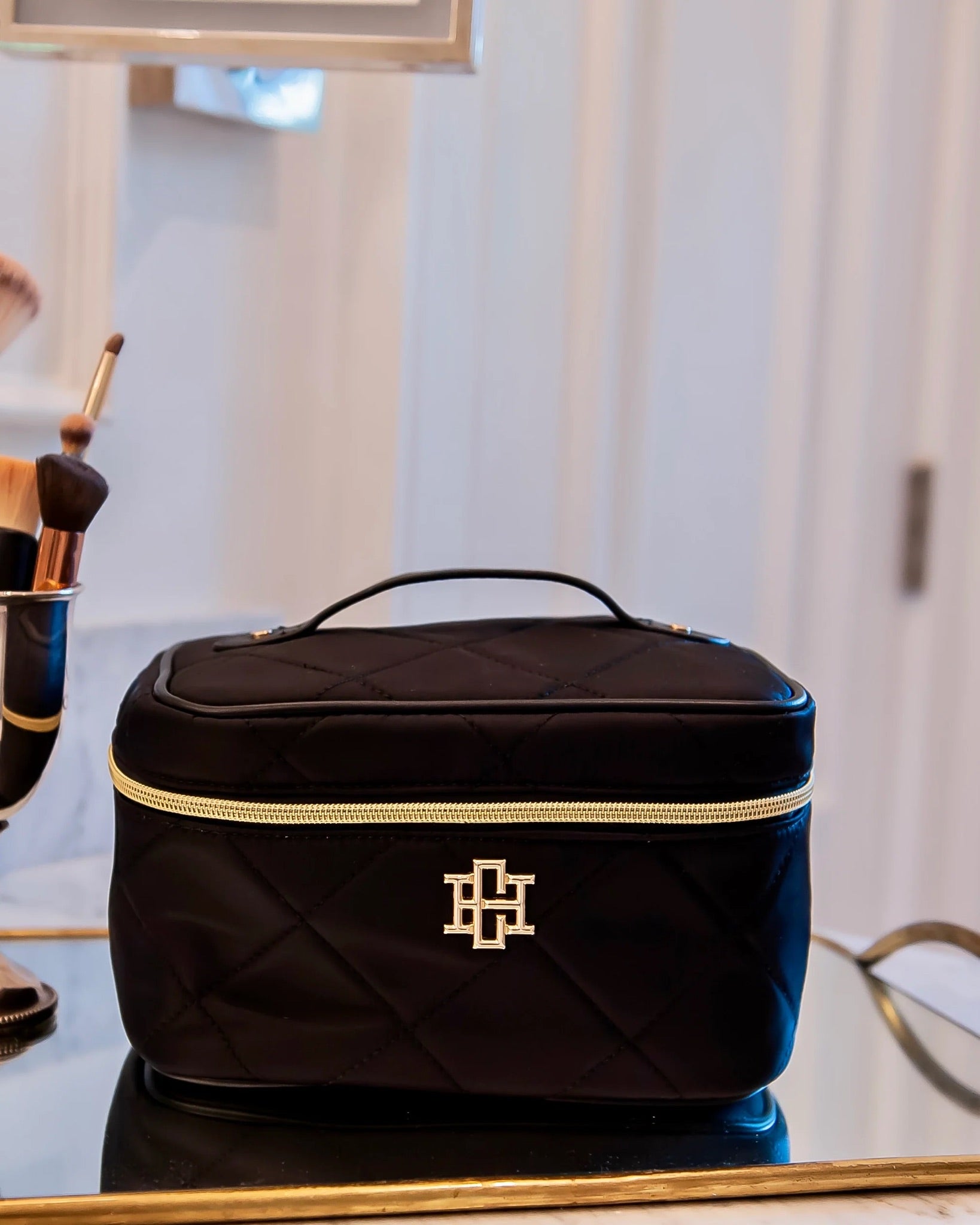 Caroline Hill Hampton Train Case Black Nylon