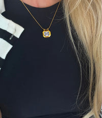 DAISY NECKLACE
