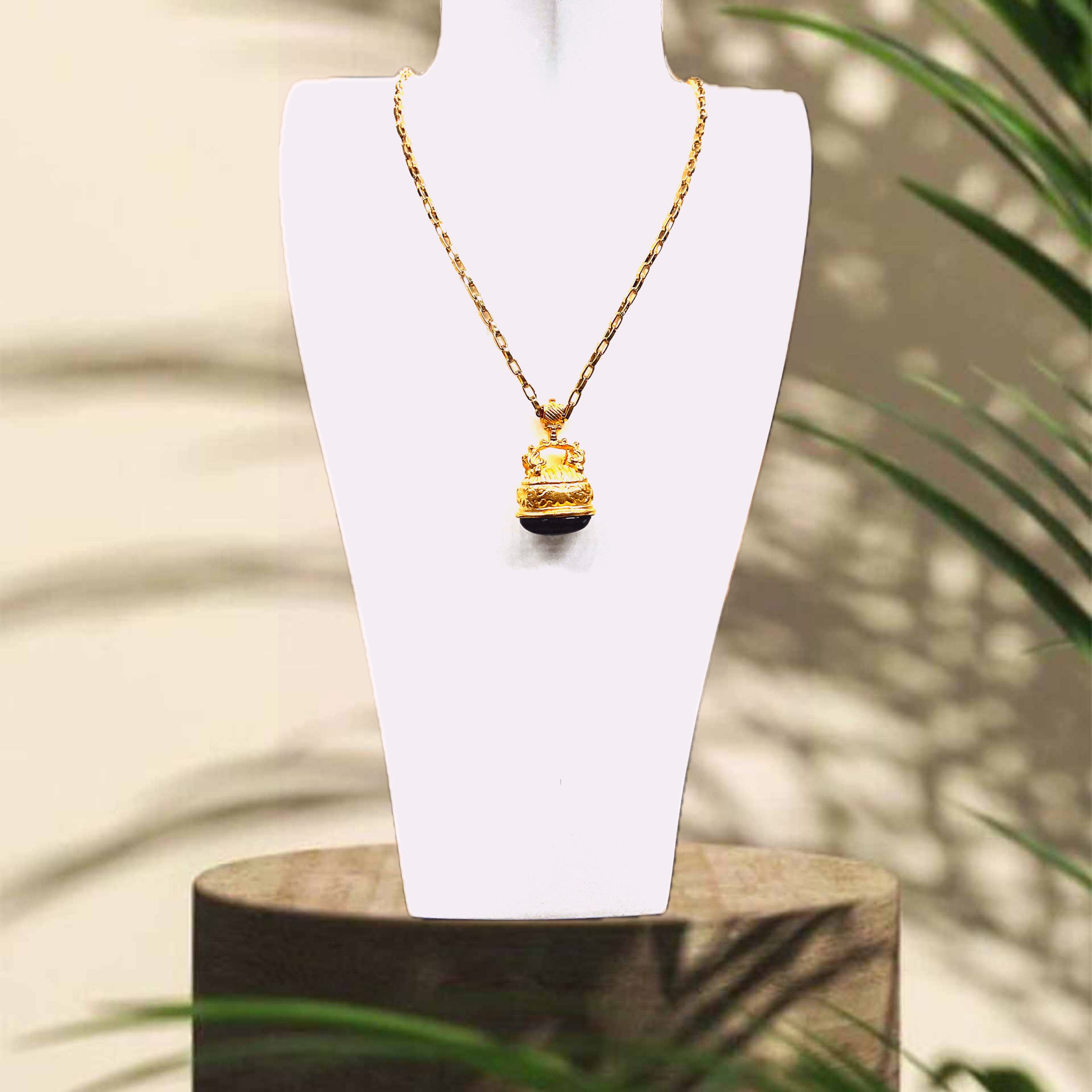 Weisinger Designs - 18”chain with decorative fob & black accent