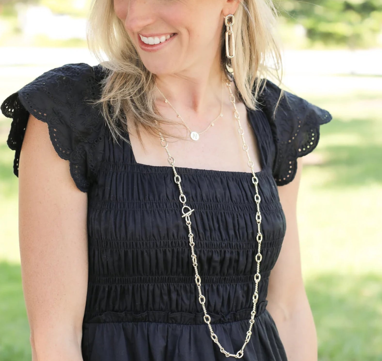 Natalie Wood Design She's Spicy Chain Link Necklace in Gold