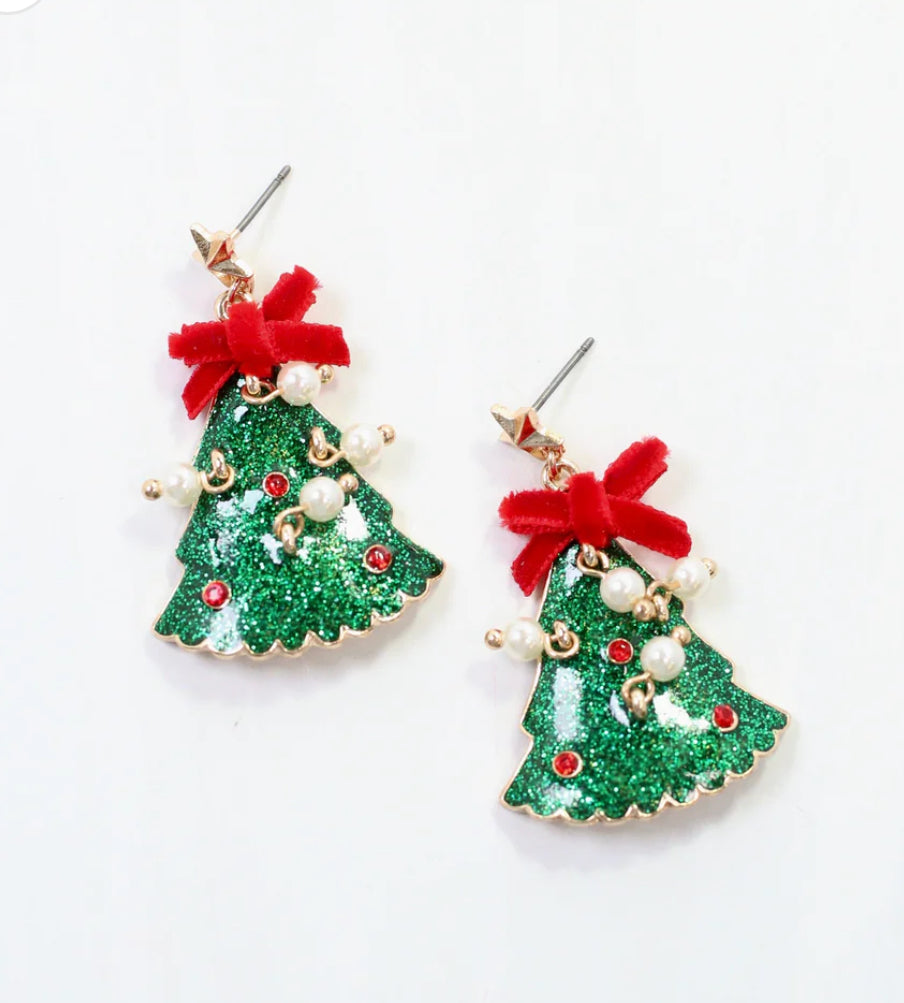 Christmas Tree Earring with Bow and Pearls Green - Caroline Hill