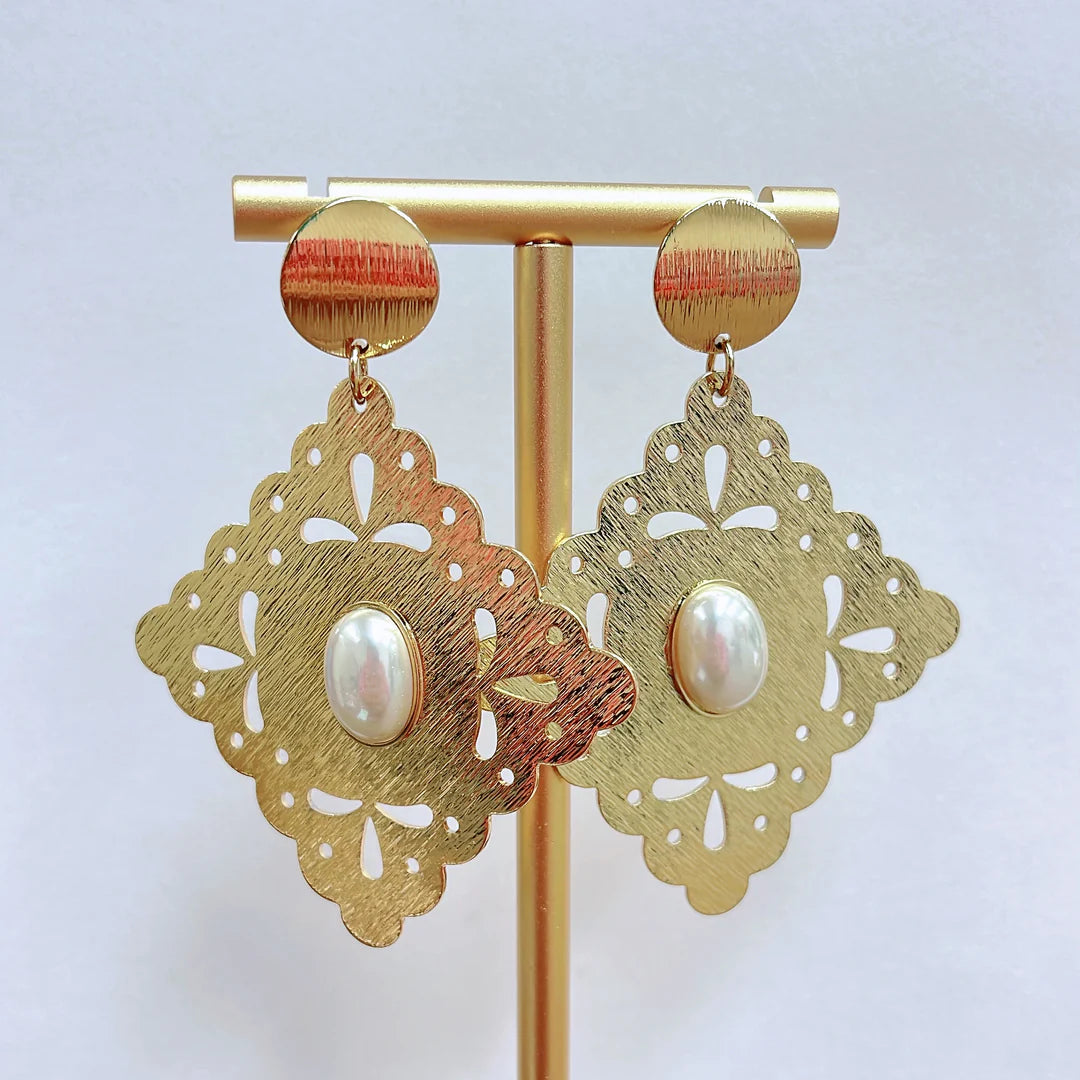 Rombo Pearl Earring