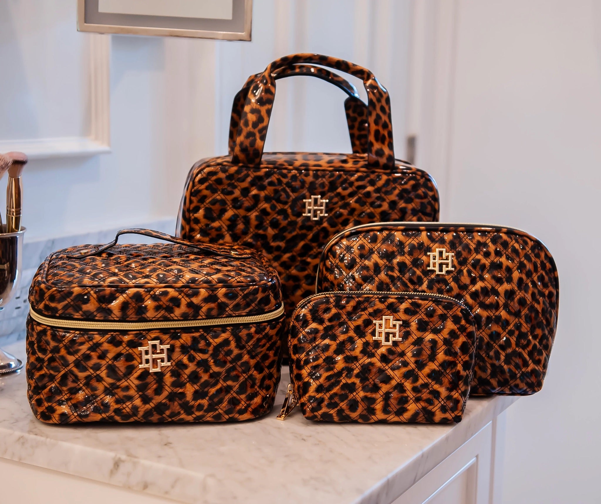 Caroline Hill Hampton Train Case Leopard – SoShee Boutique