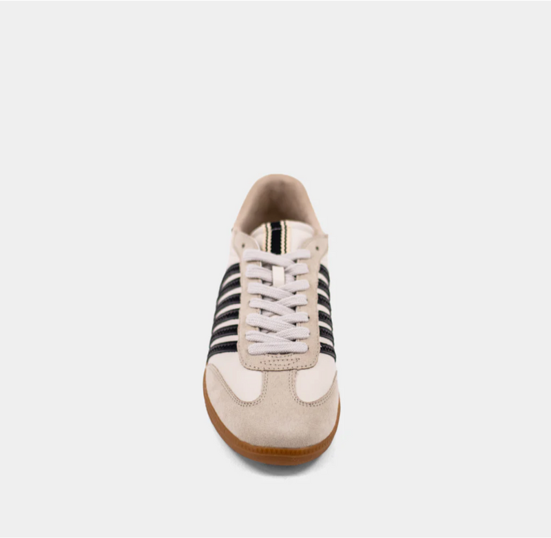 STEVIE black sneakers