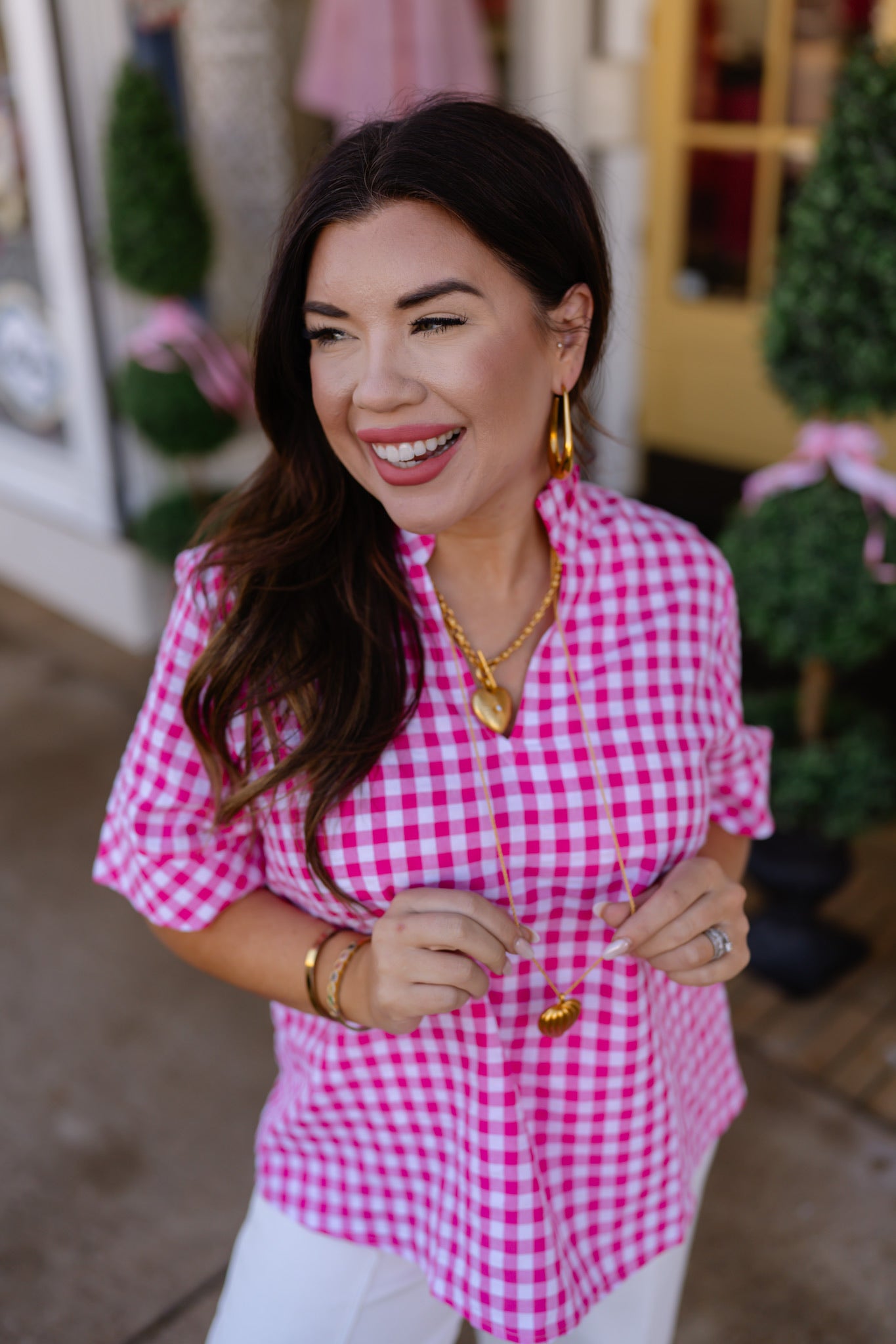 The Annalee Top - Pink Gigham Pattern 
-V Neck - Entro ￼