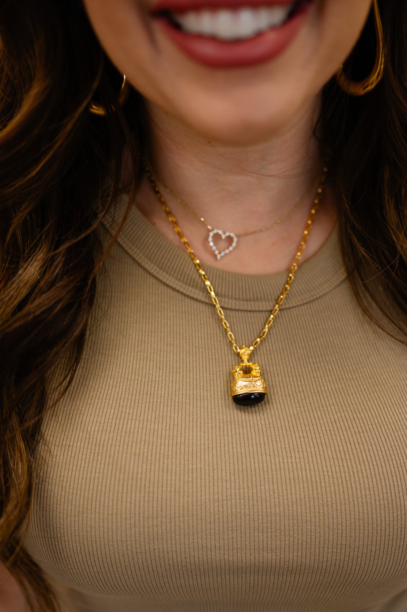 Weisinger Designs - 18”chain with decorative fob & black accent