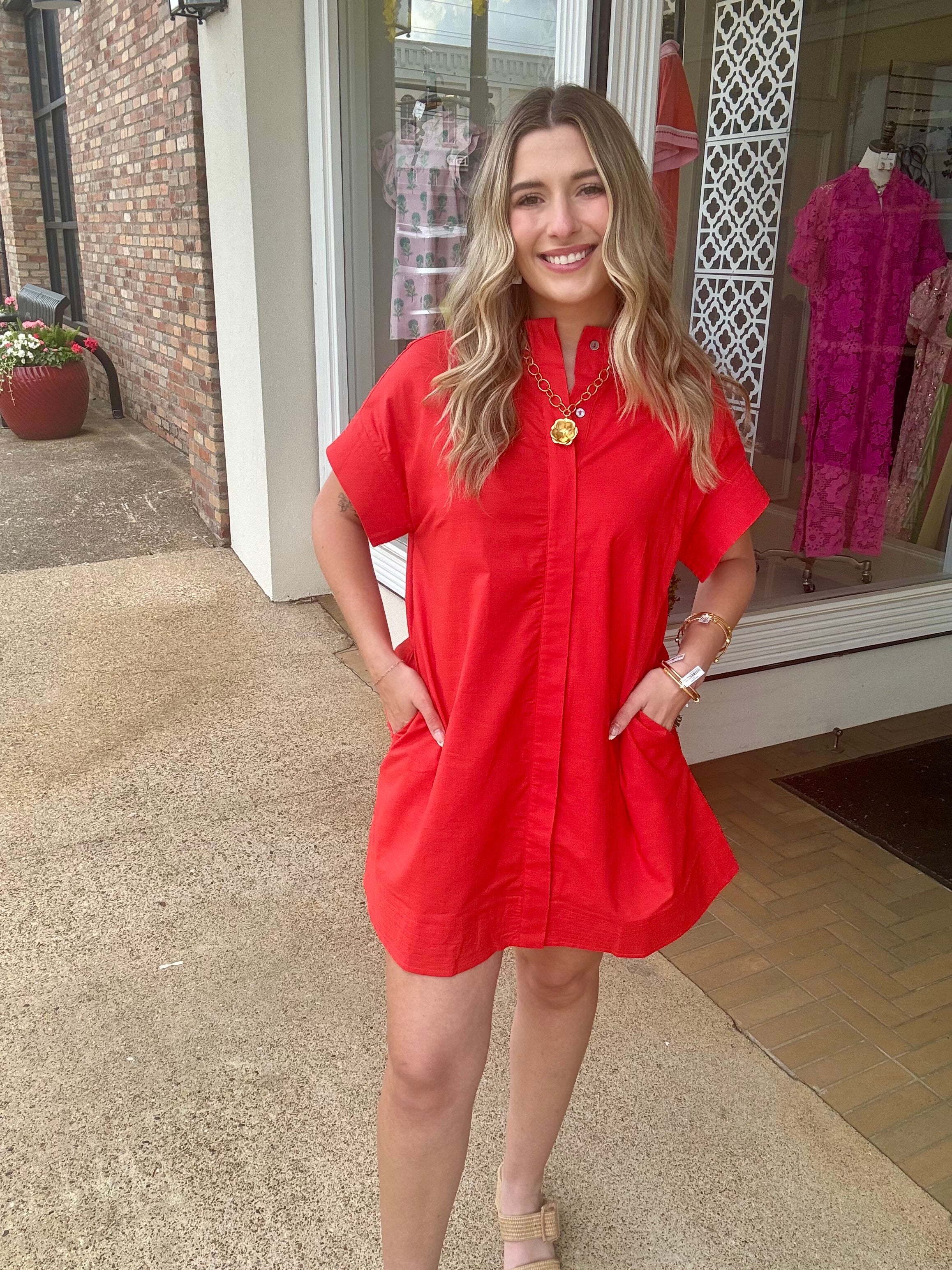 The Madi dress - short button down red dress - Entro