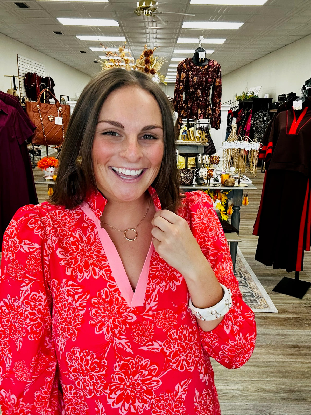 The Kayla top - long sleeve blouse with floral patterns