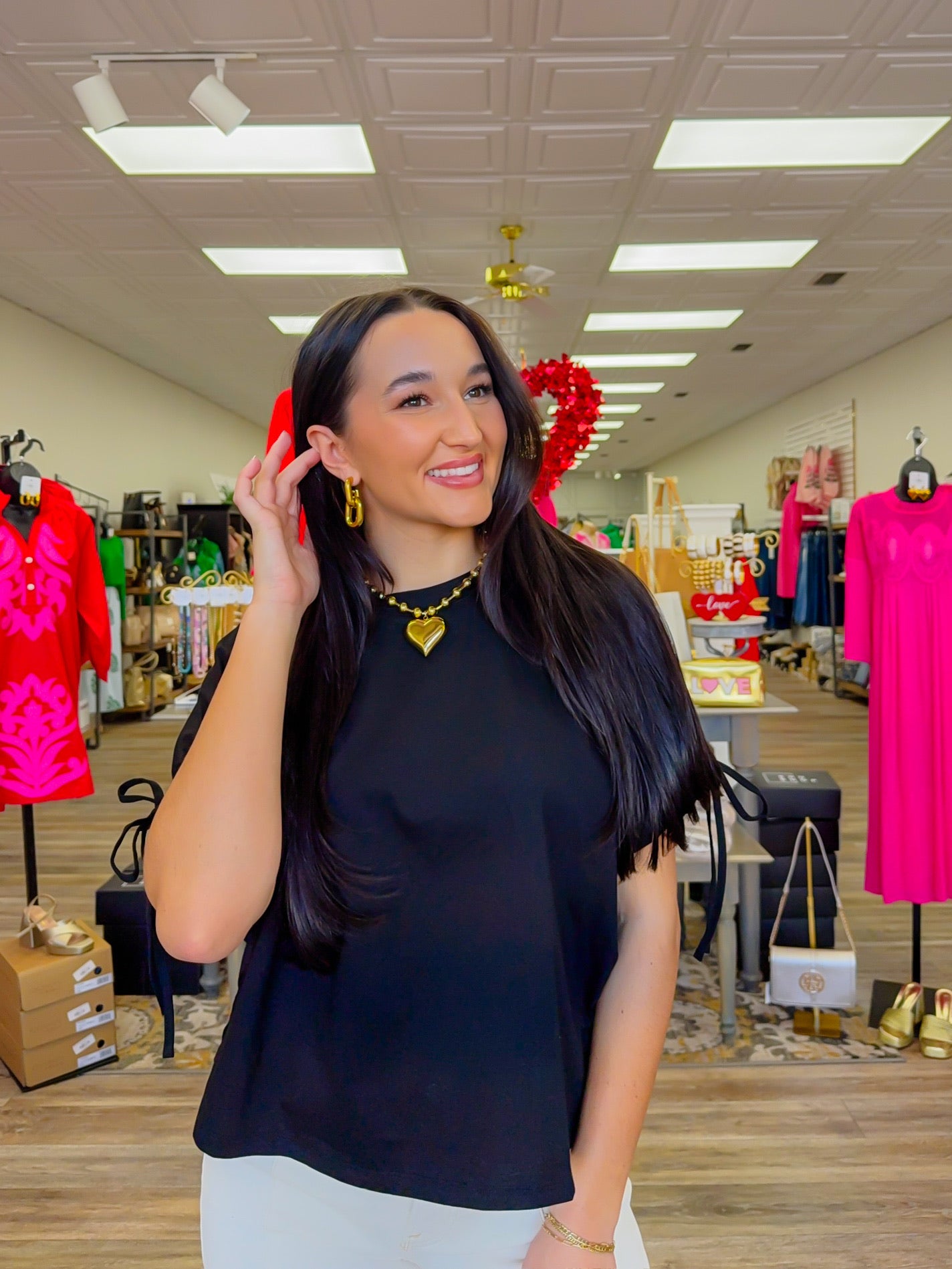 The Kenzie Top - Basic Round Neck Scrunch sleeve - Entro  ￼