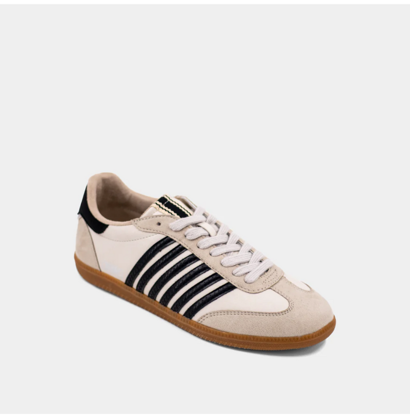 STEVIE black sneakers