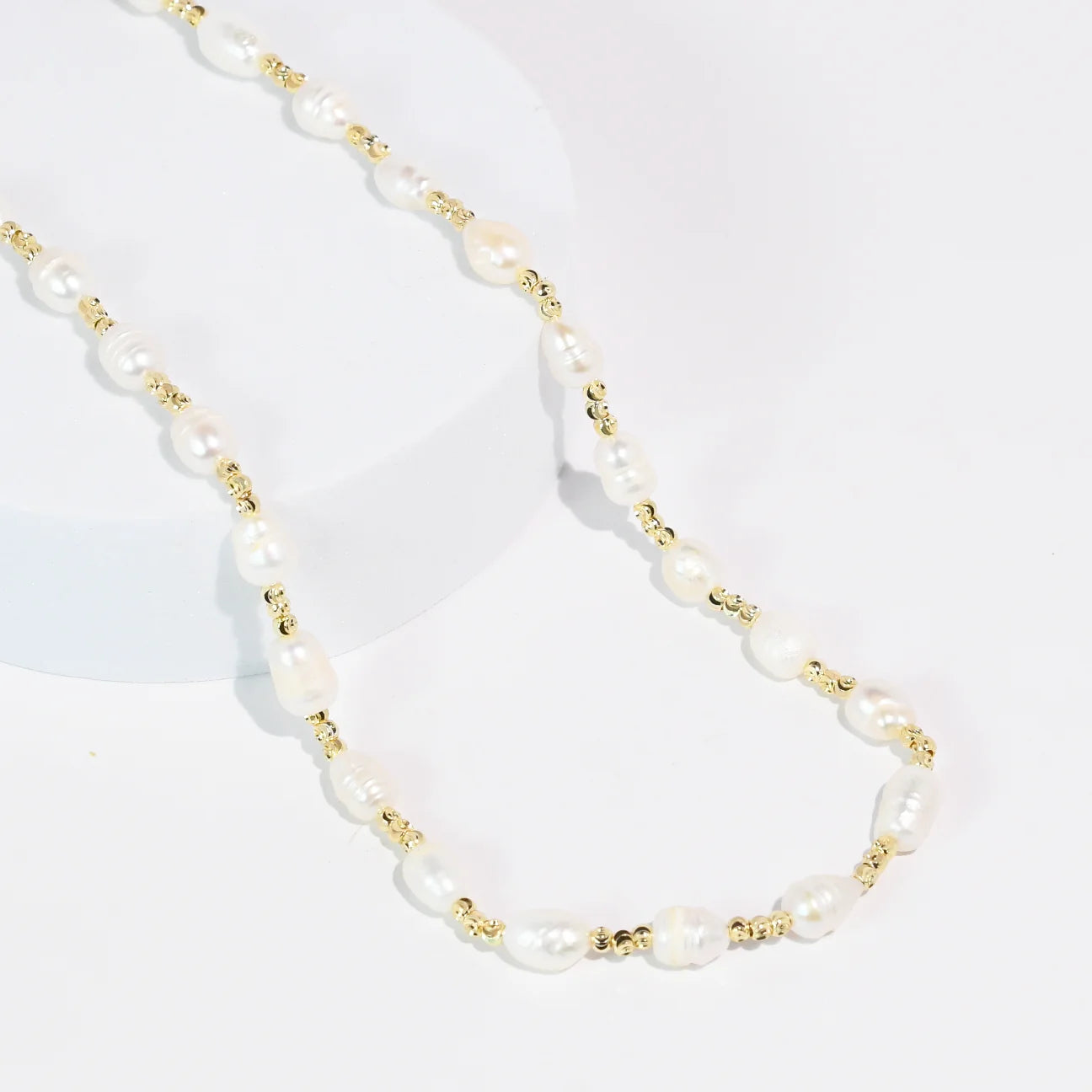Pearl Chic Necklace - treasure jewels