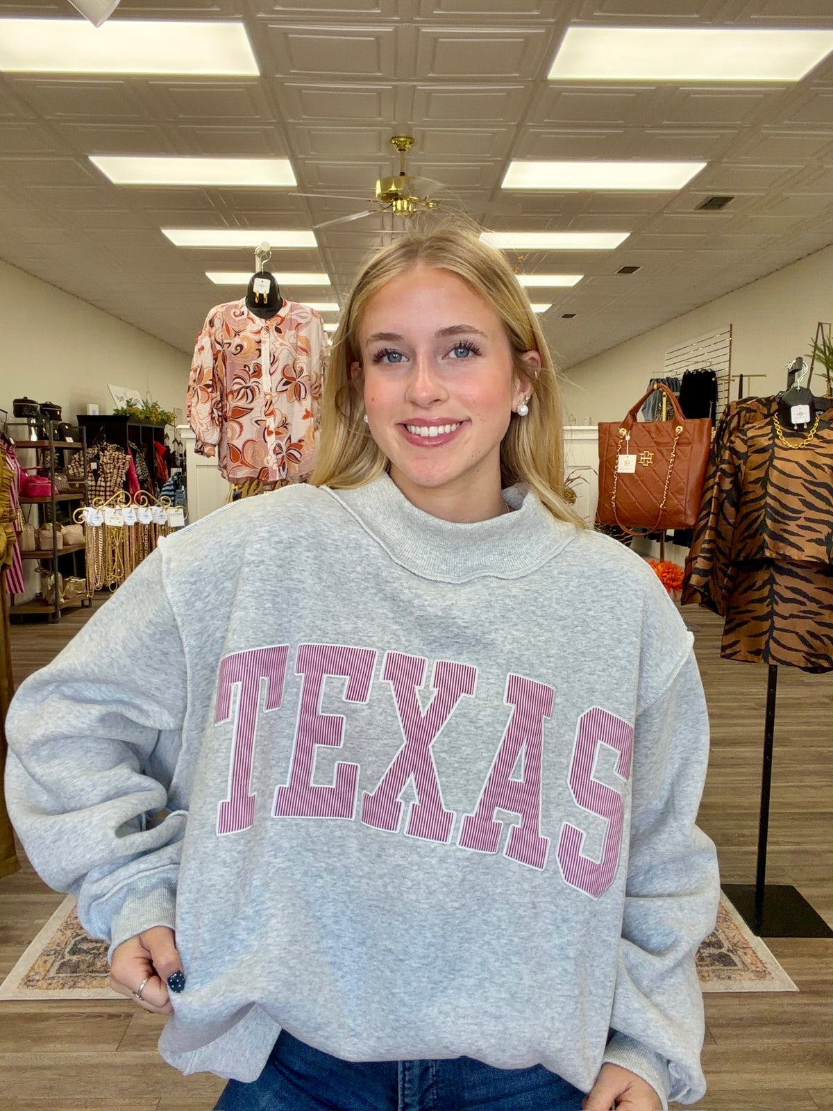 The “TEXAS STRIPE” Sweatshirt - Mock-neck Soft red striped lettering