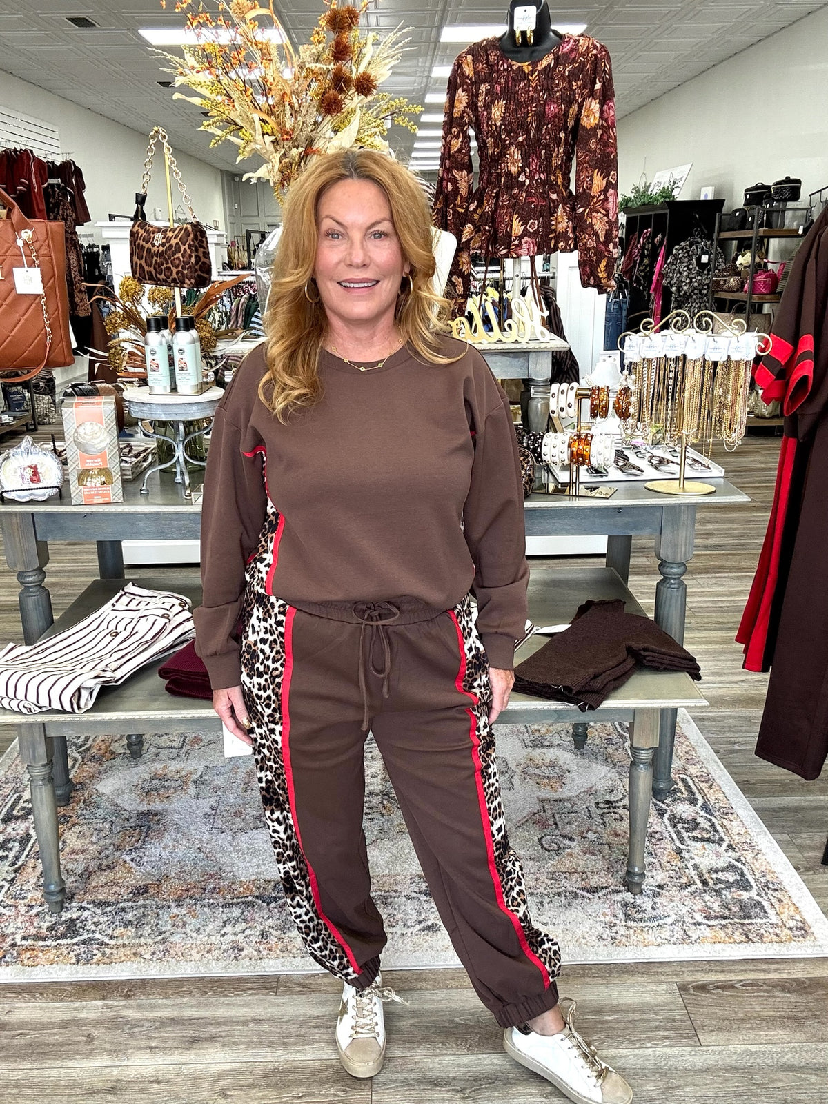 The Megan set - comfy and cozy brown set with a striking cheetah detailing