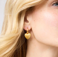 Julie Vos - Puffy Heart Hoop & Charm Earring - Gold