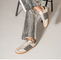 STEVIE black sneakers