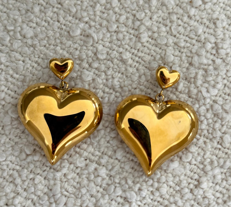 LOVE Earring