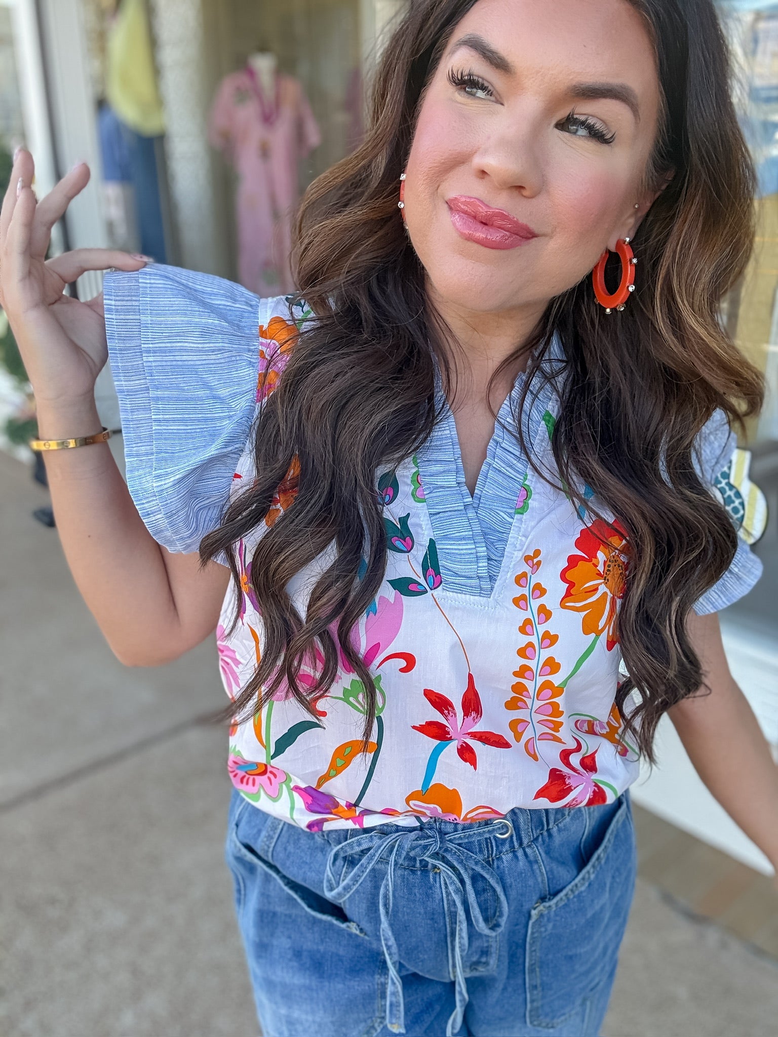 The Chloe Top - Ruffle Sleeve Floral Contrast Top - THML