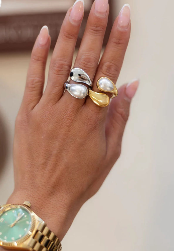 Ava Ring