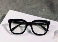 Fanfare - Black - Peepers