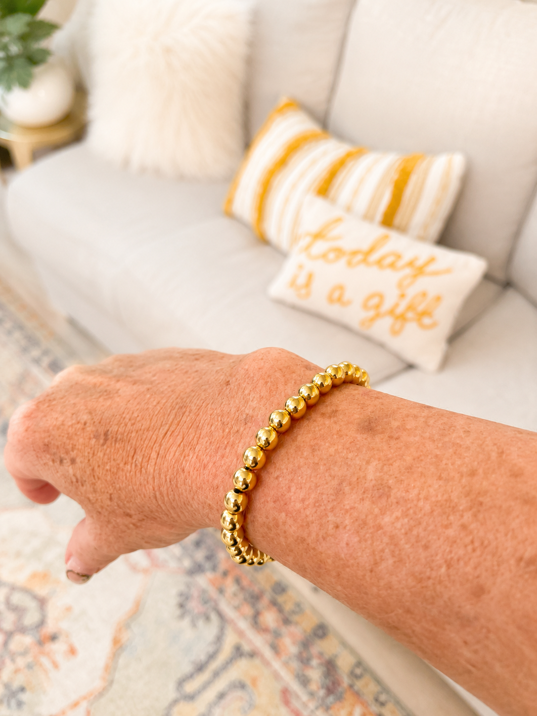 6mm beaded stackable stretch bracelets-steel 18k gold overlay￼