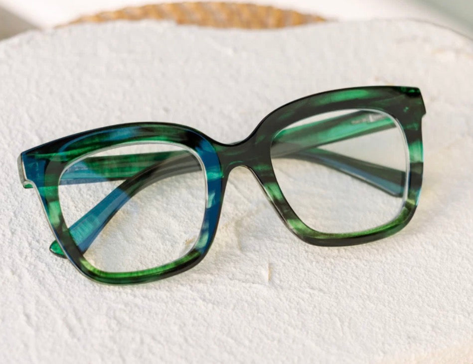 Cleo - Emerald Ombré Horn - Peepers